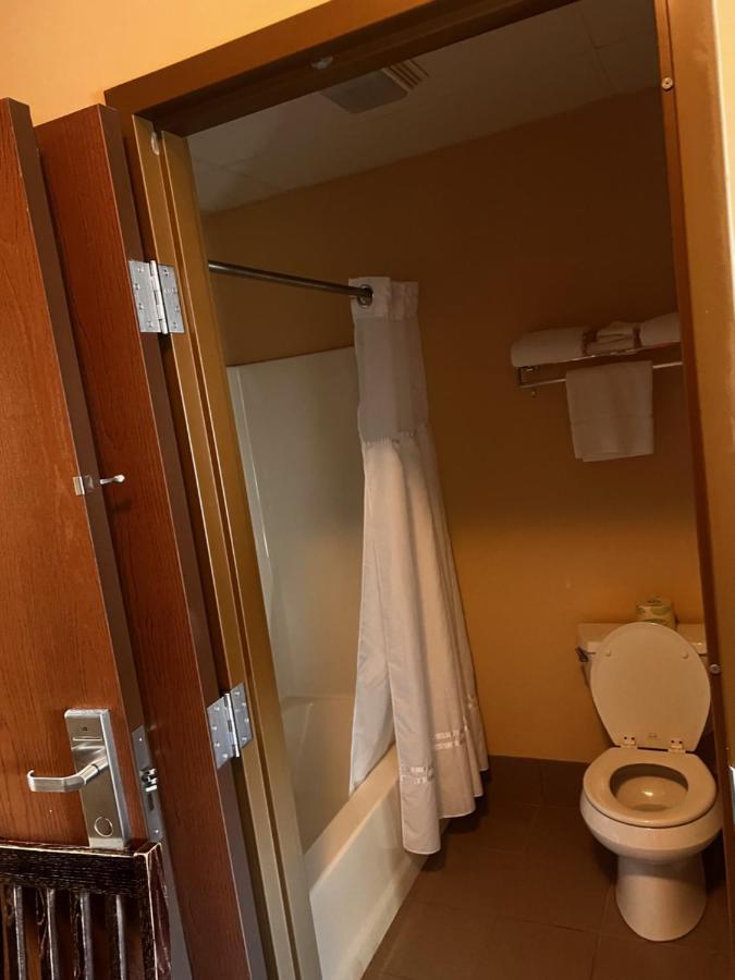 Ambridge Inn Экстерьер фото